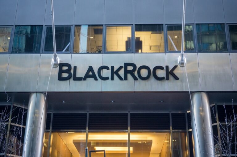 BlackRock makes a monster $400 million crypto move
